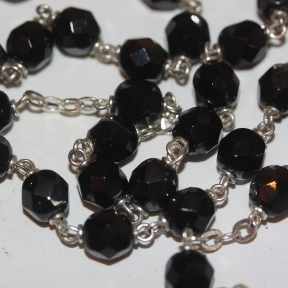 Rosary Vintage Glass Facited Black Bead Crucifix Catholic Cross - Picture 4 of 4